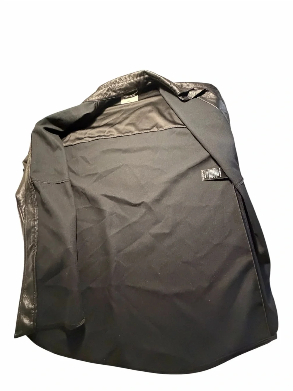 Aritzia babaton pelli